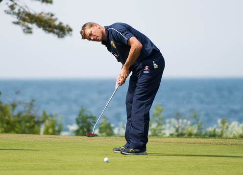 Delar av landslaget spelar golf, Marcus Allbäck, players