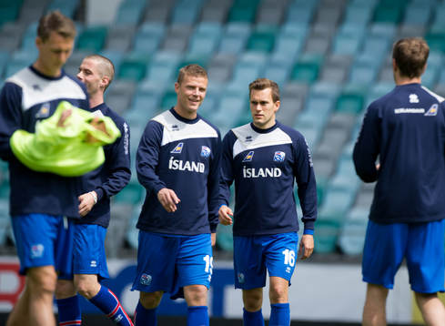 Ragnar Sigurdsson, Logi Valgardsson