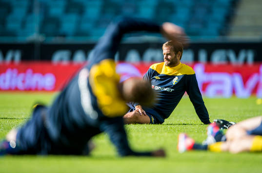 Bläddra bland fler bilder av Fotboll, inför EM, Sverige tränar på Gamla Ullevi
