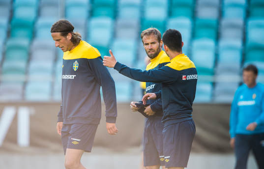 Jonas Olsson, Olof Mellberg och Behrang Safari