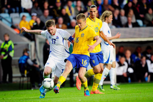 Pontus Wernbloom, Sverige och Aron Gunnarsson, ISland