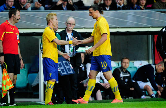 Zlatan Ibrahimovic, Sverige, byts ut mot Christian