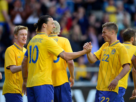 Zlatan Ibrahimovic, Sverige gör 1-0, jubel med Markus