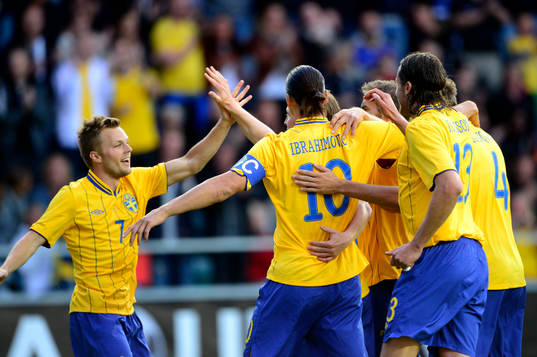 Zlatan Ibrahimovic, Sverige gör 1-0, jubel med Sebastian
