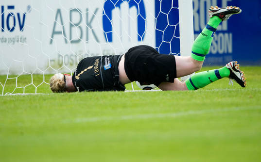 0-1 Linda Mohlin, Umeå, Hedvig Lindahl, målvakt,
