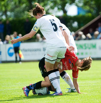 Kosovare Asllani, Kristianstad, trängs hårt