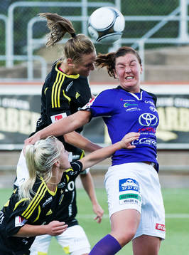 Elin Carlsson, Jitex, nickduell med AIK-spelare