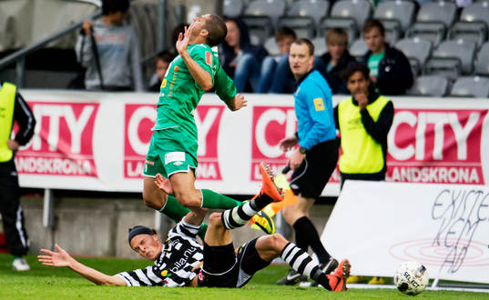 Fredrik Liverstam, Landskrona, kapar Bruno Santos da Silva,