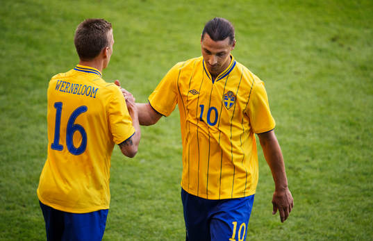 Pontus Wernbloom byts in till förmån för Zlatan