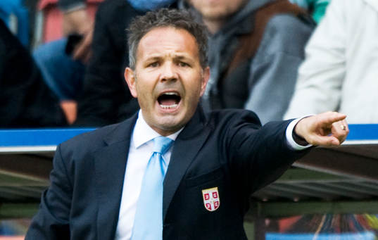 Sinisa Mihajlovic, förbundskapten, Serbien