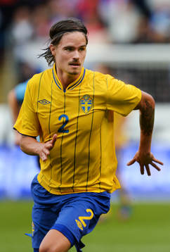 Mikael Lustig, Sverige