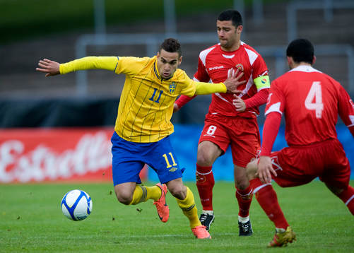 Mervan Celik, Sverige