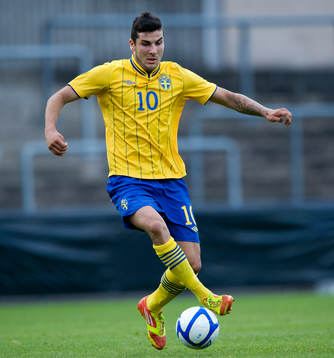 Mikael Ishak, Sverige, 2-målsskytt