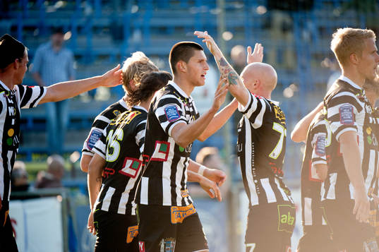 Luka Mijaljevic, Landskrona gör 1-0. Jubel