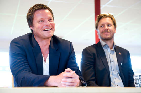 Stefan Schwarz, tränare, Helsingborg och Jesper Jansson,