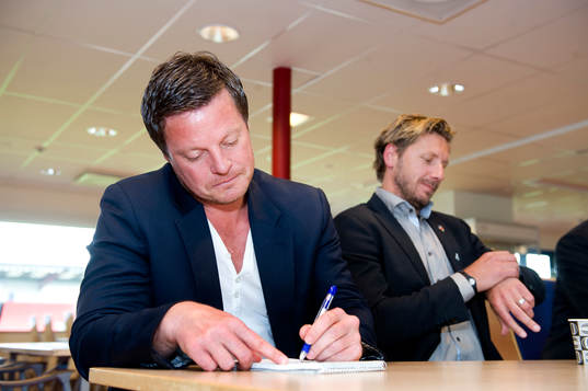 Stefan Schwarz, tränare, Helsingborg och Jesper Jansson,