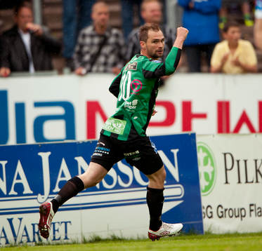Bläddra bland fler bilder av Fotboll, Superettan, Halmstad - Varberg