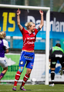 Sofie Andersson, Vittsjö, gör 1-0. Jubel