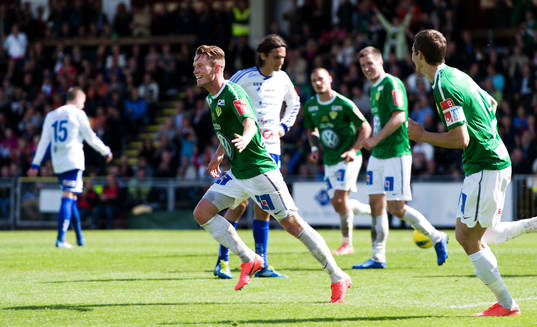 Bläddra bland fler bilder av Fotboll, Superettan, Jönköping Södra - Värnamo