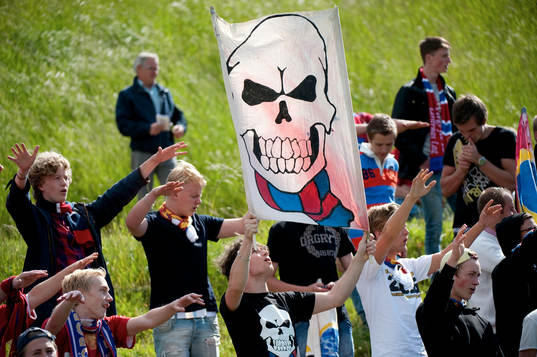 Örgryte supportrar. Supporter flagga