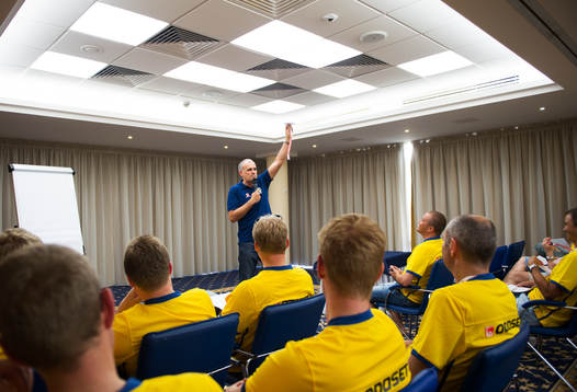Fotboll, EM, Svenska Spel anordnar resa till fotbolls-EM i