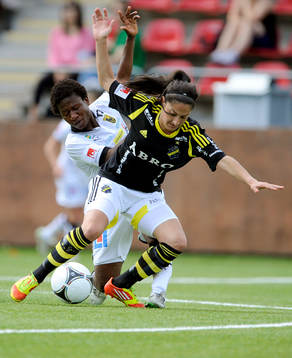 Susan Varli, AIK och Rita Chikwelu, Umeå
