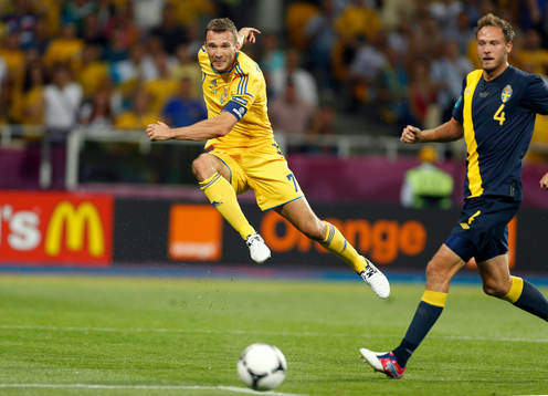 Andriy Shevchenko, Ukraina, skott på mål