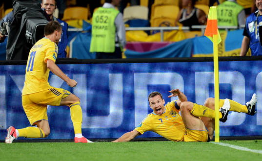 Andriy Shevchenko, Ukraina, jubel 1-1