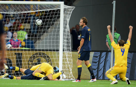 Andriy Shevchenko, Ukraina, jubel 1-1, Andreas Granqvist,