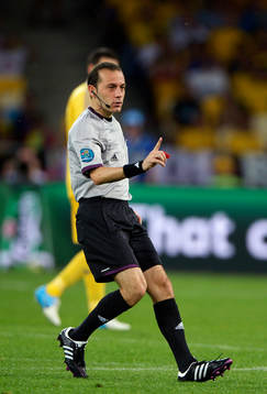 domare Cuneyet Cakir, Turkiet