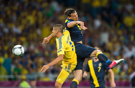 Yevhen Khacherridi, Ukraina och Zlatan Ibrahimovic, Sverige