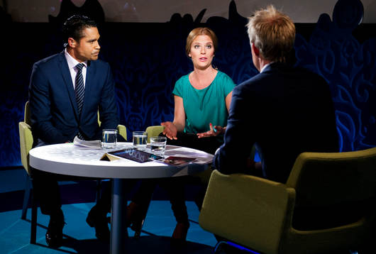 Daniel Nannskog och Johanna Frändén, expertkommentatorer