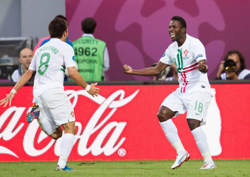 Silvestre Varela gör 2-3 till Portugal, jubel