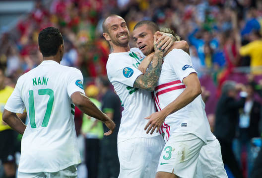 Pepe gör 0-1, jubel Raul Meireles