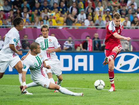 Nicklas Bendtner, Danmark. Pepe, Fabio Coentrao, Portugal