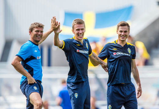 Öppen träning för de svenska fansen på Dynamo Stadion.