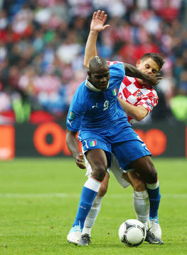 Mario Balotelli, Italien och Ognjen Vukojevic, Kroatien