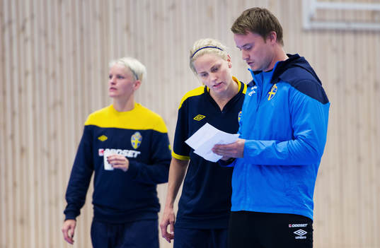 Fystest, Lisa Dahlkvist, Sverige, kollar resultaten