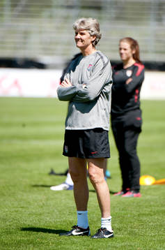 Pia Sundhage, Förbundskapten