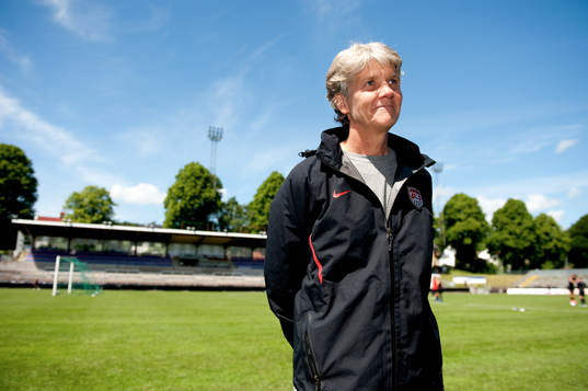 Pia Sundhage, Förbundskapten