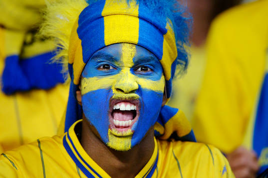 Ett svenskt fan, supporter visar känslor