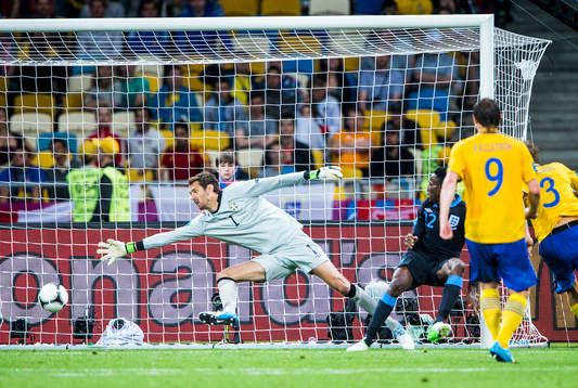 Andreas Isaksson, målvakt släpper in 3-2