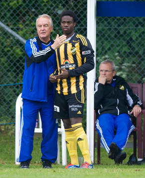Byte, Edem Hetcheli kommer in, Bosse Nilsson och Björn