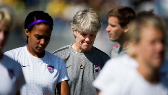 en sammanbiten Pia Sundhage, förbundskapten, USA