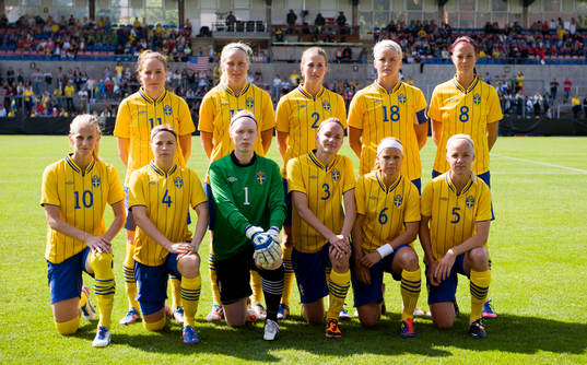 Startelva, lagbild, övre raden från vänster, Antonia