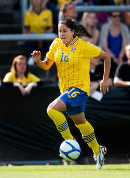 Madelaine Edlund, Sverige