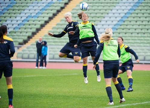 Nilla Fischer, Malin Levenstad, Sverige, nickduell, nick