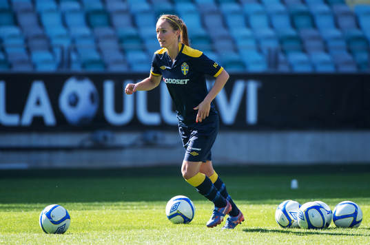 Kosovare Asllani, Sverige