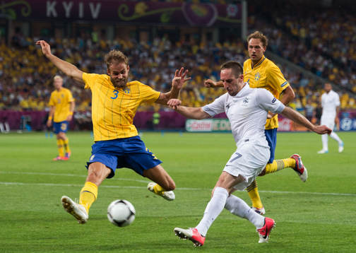 Olof Mellberg, Sverige. Franck Ribery, Frankrike
