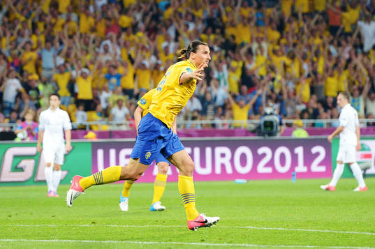 Zlatan Ibrahimovic, Sverige, jublar